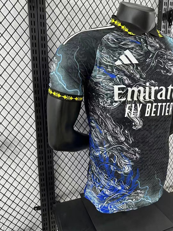 Real Madrid Edición Especial Diseño 3 Versión Jugador 2024/25 (Negra) 6