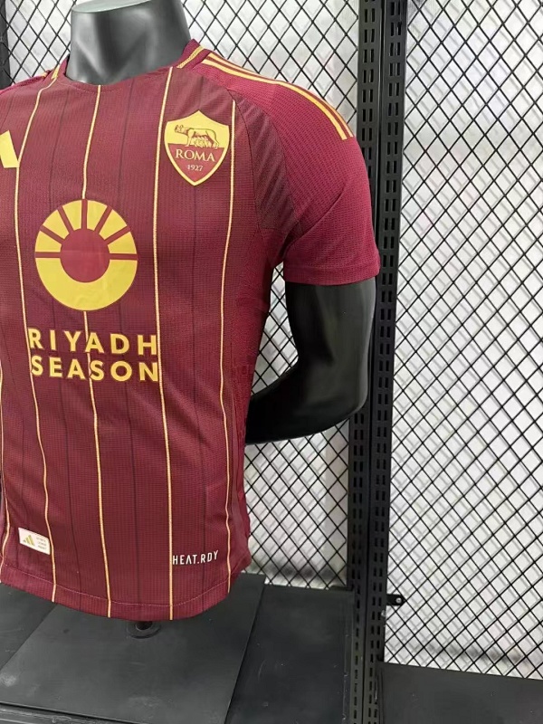 AS Roma Local Versión Jugador 2024/25 (Granate) 7
