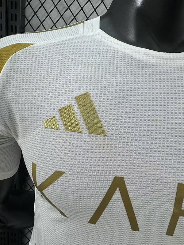 Al Nassr Tercera Versión Jugador 2024/25 (Blanca) 4
