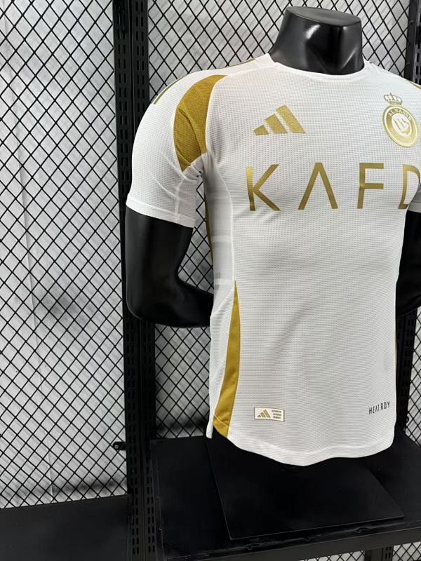 Al Nassr Tercera Versión Jugador 2024/25 (Blanca) 6
