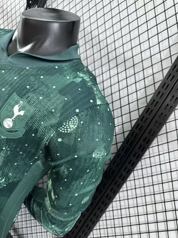 Tottenham Hotspur Tercera Versión Jugador 2024/25 (Verde, Manga Larga) 9