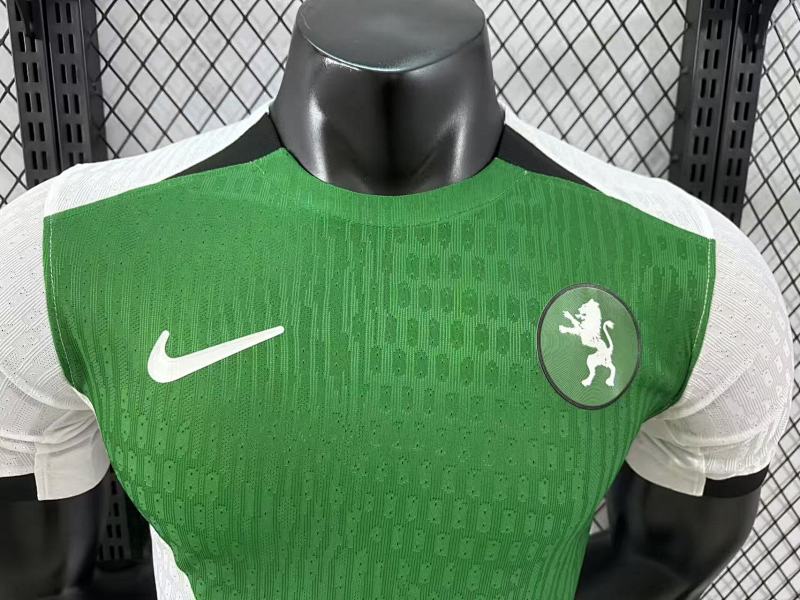 Sporting CP Cuarta Versión Jugador 2024/25 (Blanca) 3