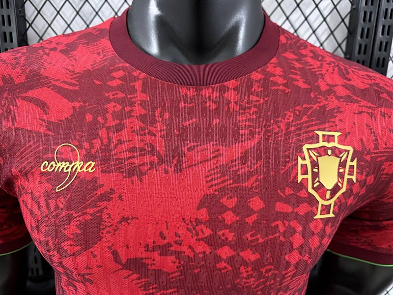 Portugal 103 Aniversario Versión Jugador (Roja) 8