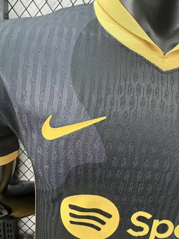 FC Barcelona Edición Especial Diseño 3 Versión Jugador 2024/25 (Negra) 4