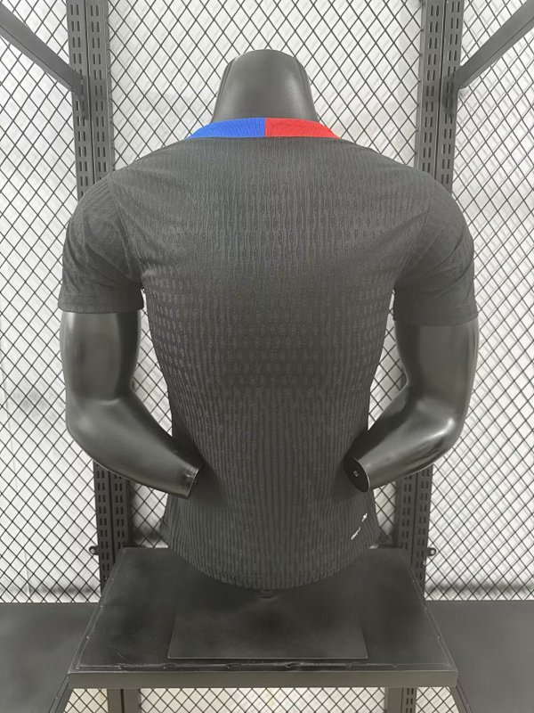 FC Barcelona Camiseta de Entrenamiento Diseño 2 Versión Jugador 2024/25 (Negra) 2