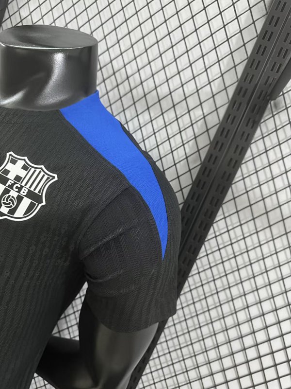 FC Barcelona Camiseta de Entrenamiento Diseño 2 Versión Jugador 2024/25 (Negra) 8