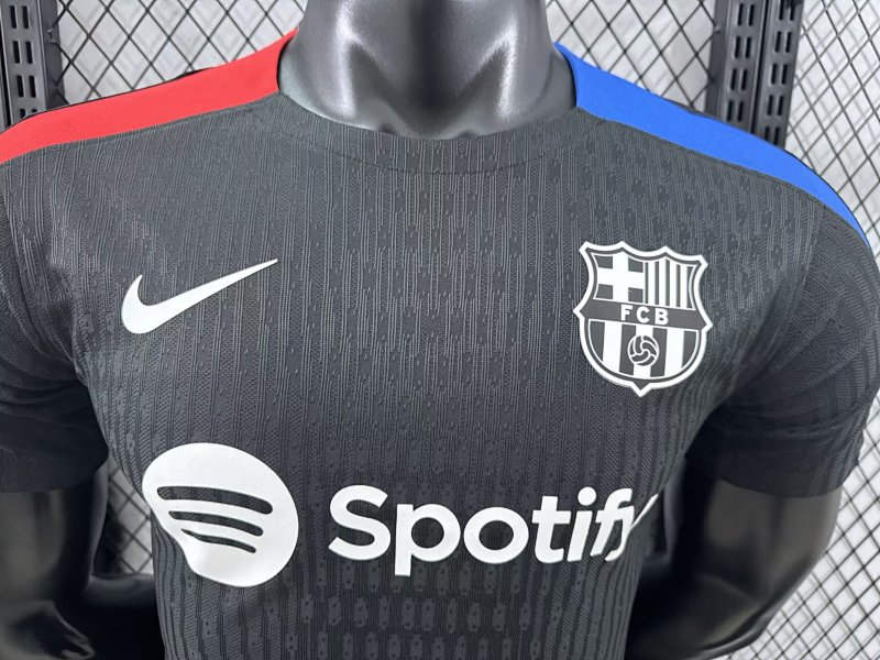 FC Barcelona Camiseta de Entrenamiento Versión Jugador 2024/25 (Negra) 3