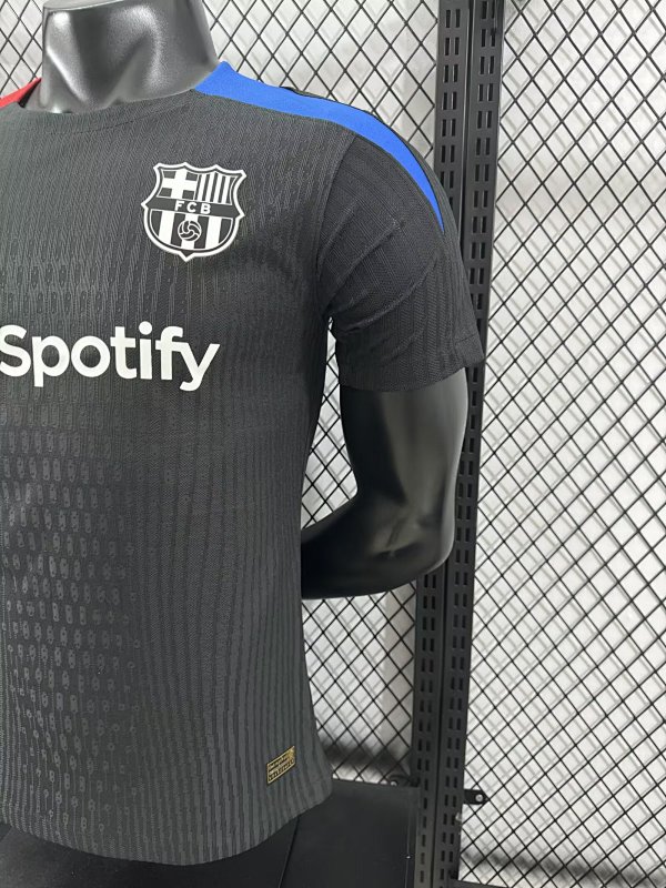 FC Barcelona Camiseta de Entrenamiento Versión Jugador 2024/25 (Negra) 7