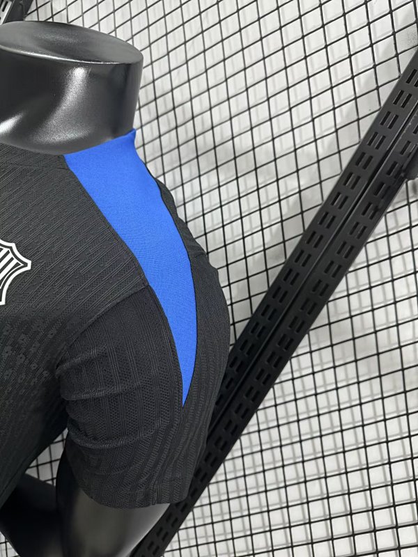 FC Barcelona Camiseta de Entrenamiento Versión Jugador 2024/25 (Negra) 9