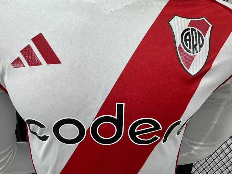 River Plate Local Versión Jugador 2024/25 (Blanca, Manga Larga) 3