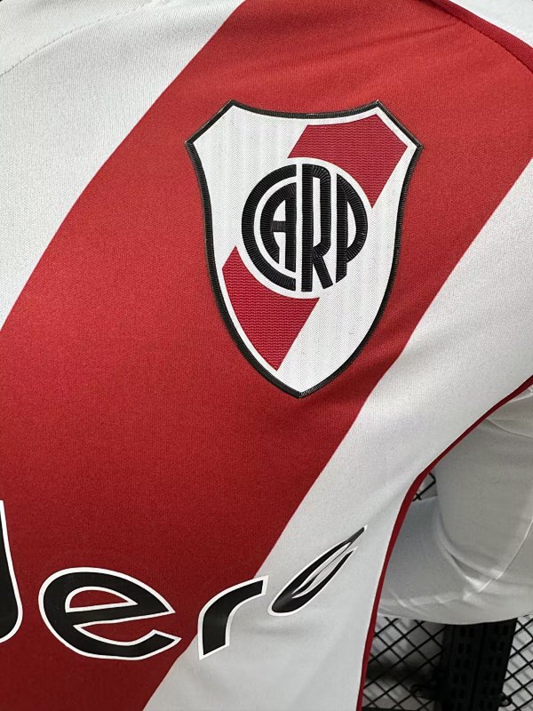 River Plate Local Versión Jugador 2024/25 (Blanca, Manga Larga) 5