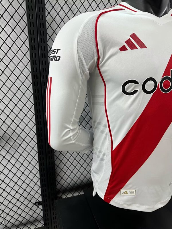 River Plate Local Versión Jugador 2024/25 (Blanca, Manga Larga) 6