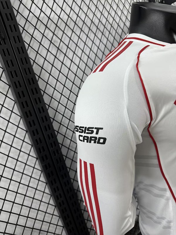 River Plate Local Versión Jugador 2024/25 (Blanca, Manga Larga) 8