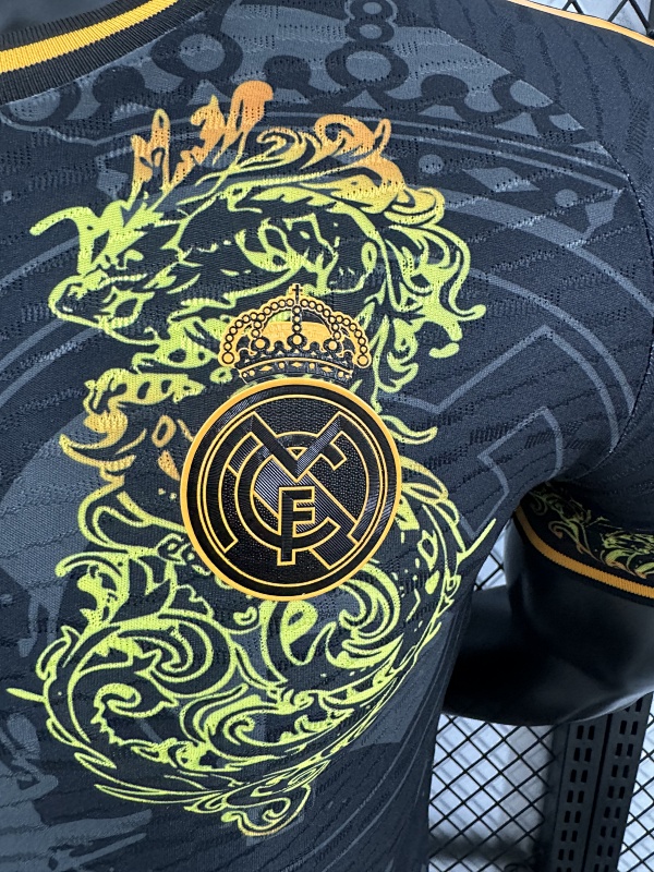 Real Madrid Edición Especial Versión Jugador 2024/25 (Negra) 5