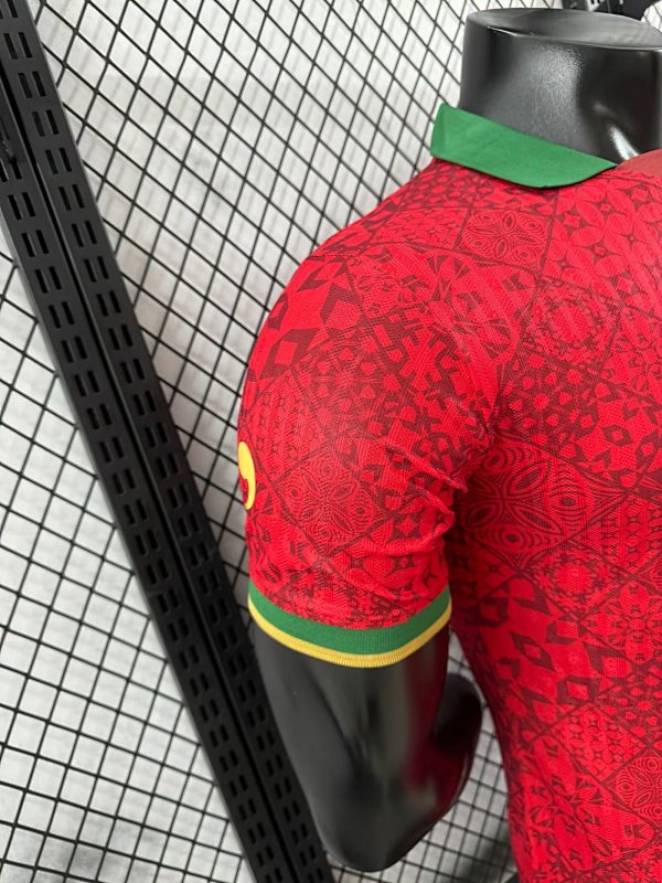 Portugal Edición Especial Versión Jugador 2024/25 (Roja) 8