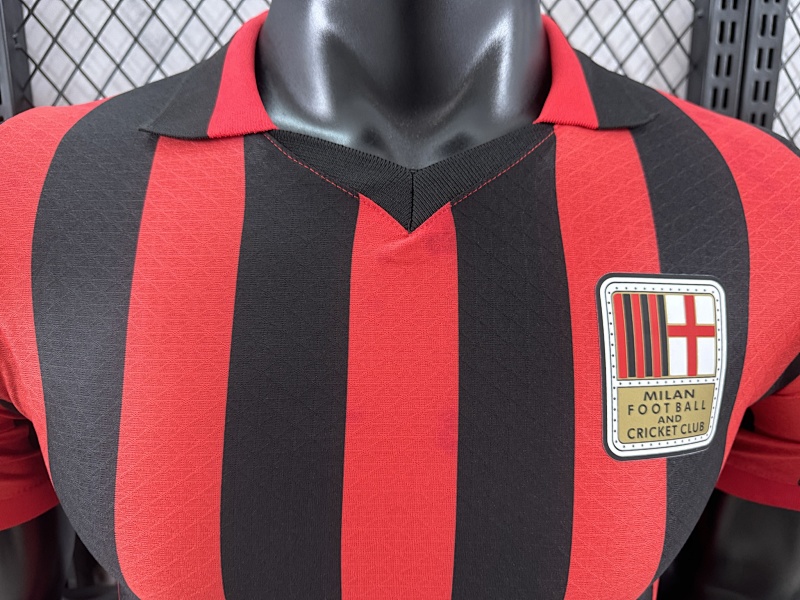 AC Milan 125 Aniversario Versión Jugador (Roja) 3