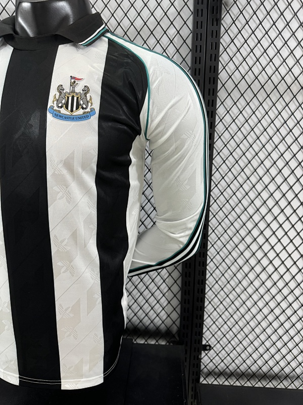 Newcastle United Edición Retro 2024/25 (Blanca, Manga Larga) 7