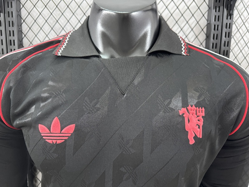 Manchester United Edición Retro 2024/25 (Negra, Manga Larga) 3
