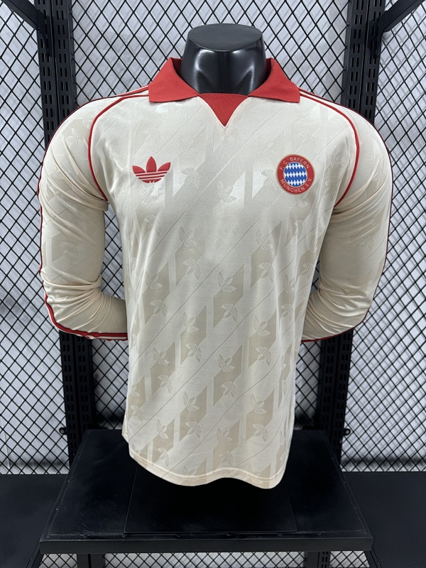 Bayern Munich Edición Retro 2024/25 (Beige, Manga Larga)