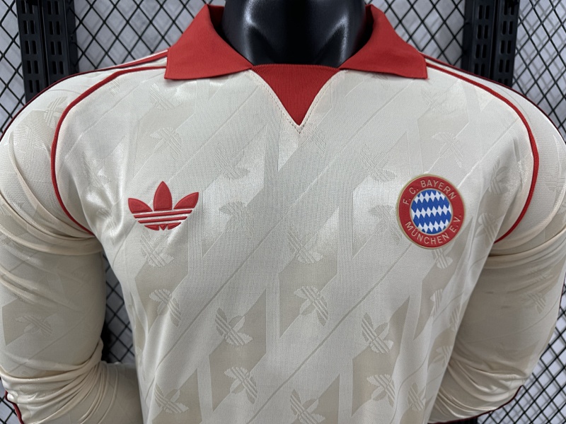 Bayern Munich Edición Retro 2024/25 (Beige, Manga Larga) 3