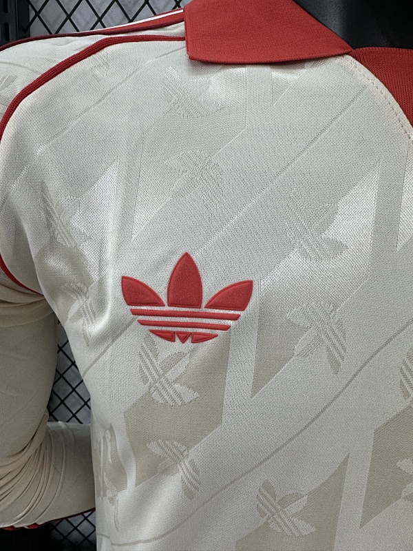 Bayern Munich Edición Retro 2024/25 (Beige, Manga Larga) 4