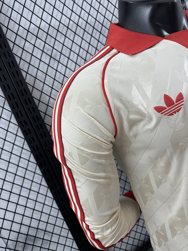 Bayern Munich Edición Retro 2024/25 (Beige, Manga Larga) 8