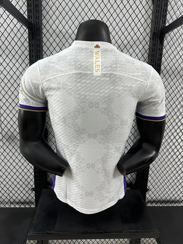 Real Madrid Edición Especial Diseño 9 Versión Jugador (Blanca) 3