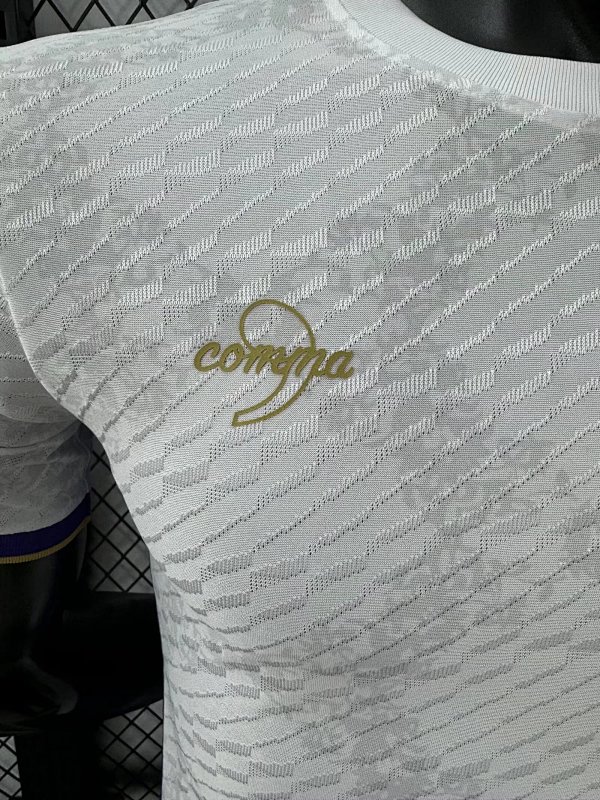 Real Madrid Edición Especial Diseño 9 Versión Jugador (Blanca) 5