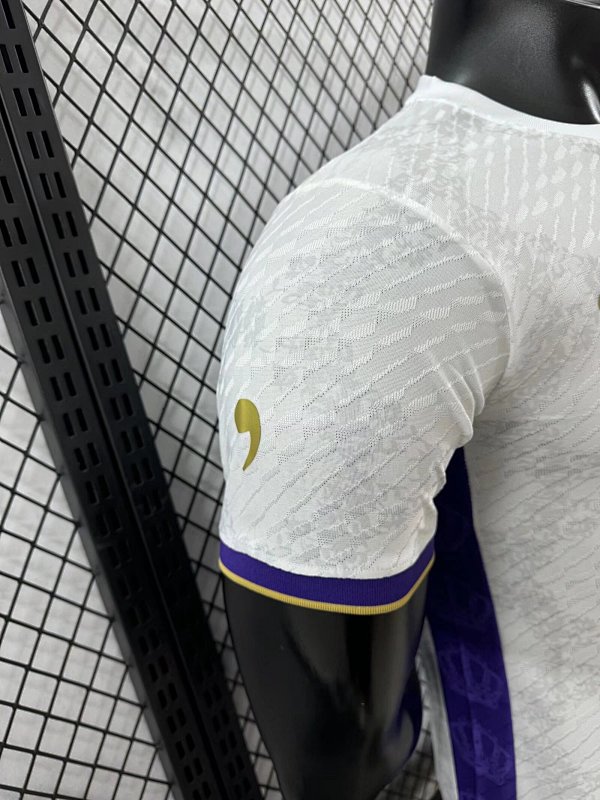 Real Madrid Edición Especial Diseño 9 Versión Jugador (Blanca) 8