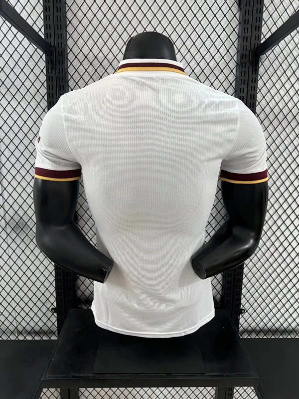 Arsenal Edición Especial Versión Jugador (Blanca) 2