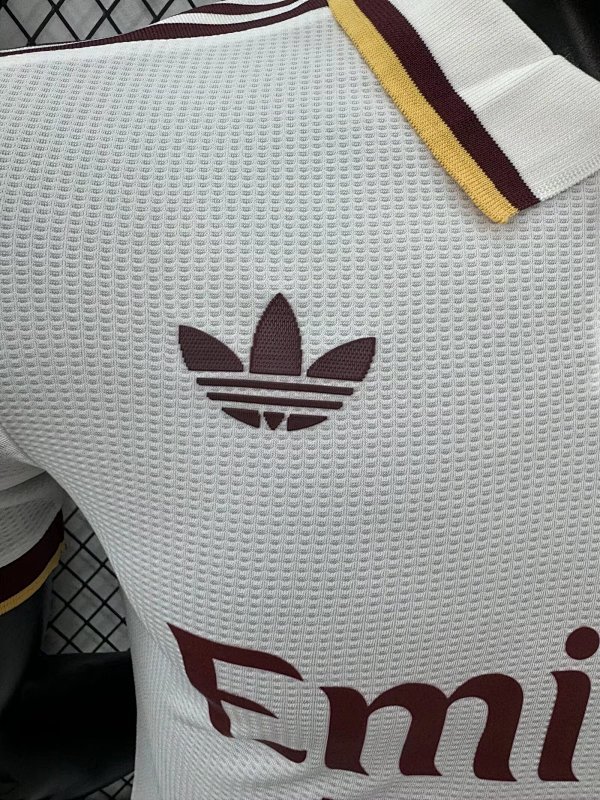 Arsenal Edición Especial Versión Jugador (Blanca) 4