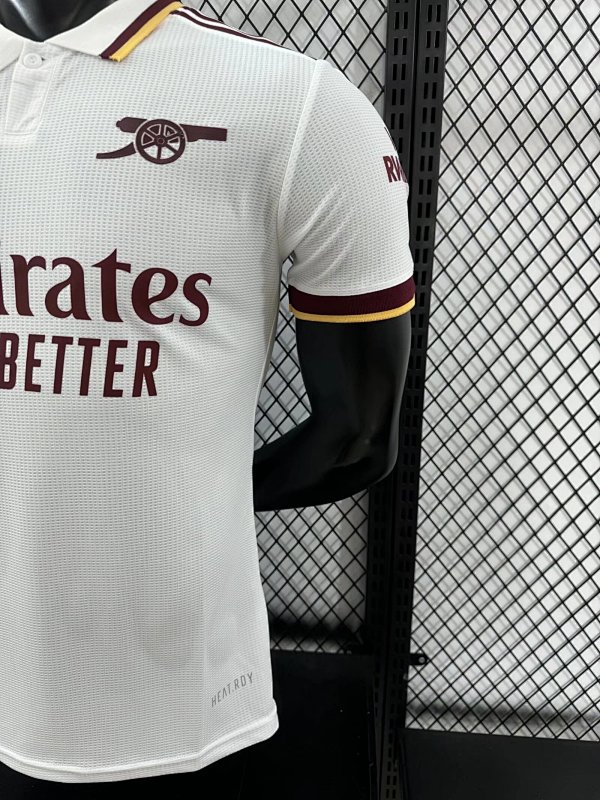 Arsenal Edición Especial Versión Jugador (Blanca) 7