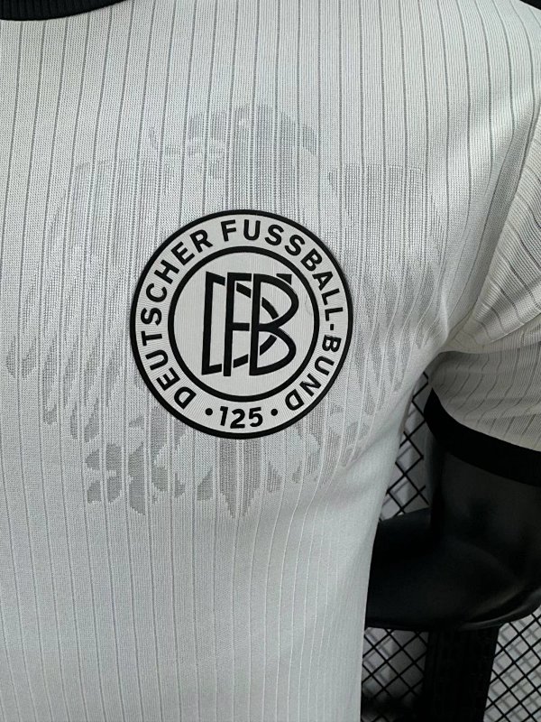 Alemania 125 Aniversario Diseño 3 Versión Jugador (Blanca) 5