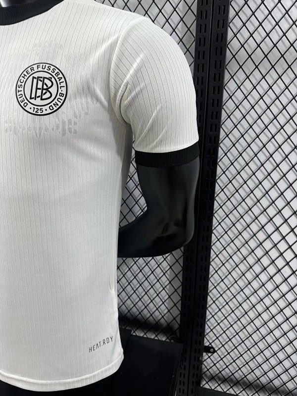 Alemania 125 Aniversario Diseño 3 Versión Jugador (Blanca) 7