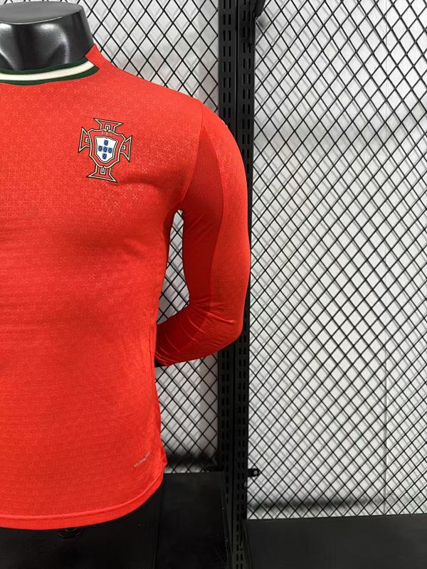 Portugal Local Versión Jugador 2025/26 (Roja, Manga Larga) 7