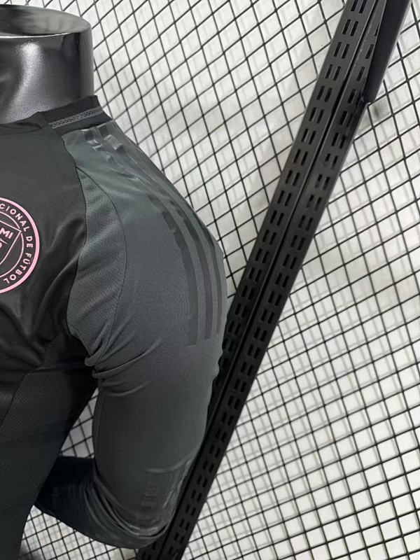 Inter Miami Visitante Versión Jugador 2025/26 (Negra, Manga Larga) 9