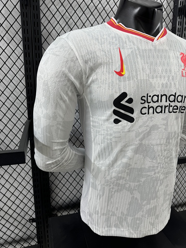 Liverpool Tercera Versión Jugador 2024/25 (Blanca, Manga Larga) 6