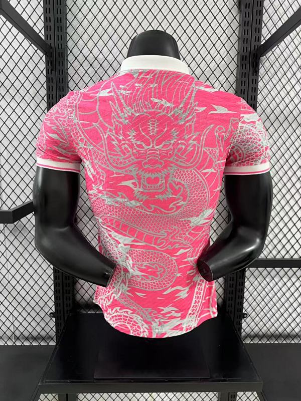 Real Madrid Edición Especial Diseño 3 Versión Jugador (Rosa) 2