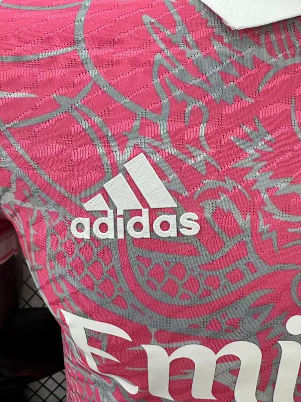 Real Madrid Edición Especial Diseño 3 Versión Jugador (Rosa) 4