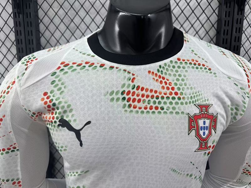 Portugal Visitante Versión Jugador 2025/26 (Blanca, Manga Larga) 3