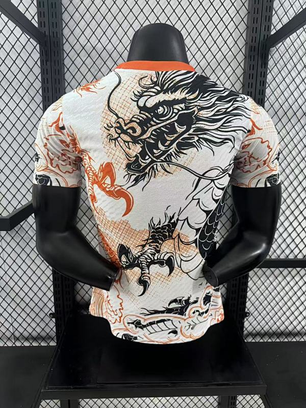 Real Madrid Edición Especial Diseño 8 Versión Jugador (Blanca) 2