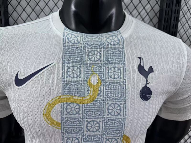Tottenham Hotspur Edición Especial Versión Jugador 2025/26 (Blanca) 3