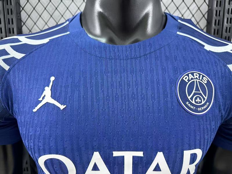 Paris Saint-Germain Cuarta Versión Jugador 2024/25 (Azul) 3