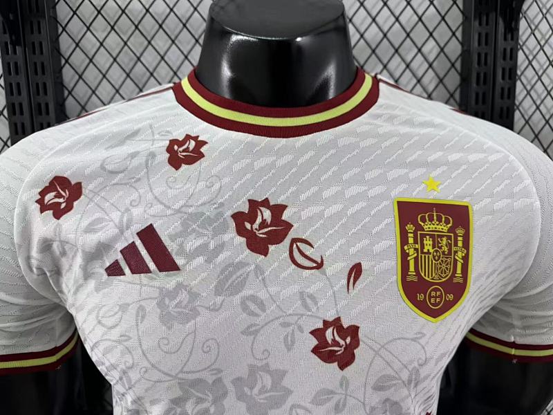 España Edición Especial Versión Jugador 2024/25 (Blanca) 3