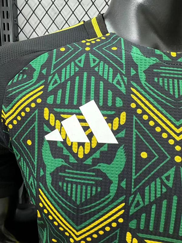 Jamaica Visitante Versión Jugador 2024/25 (Verde) 4