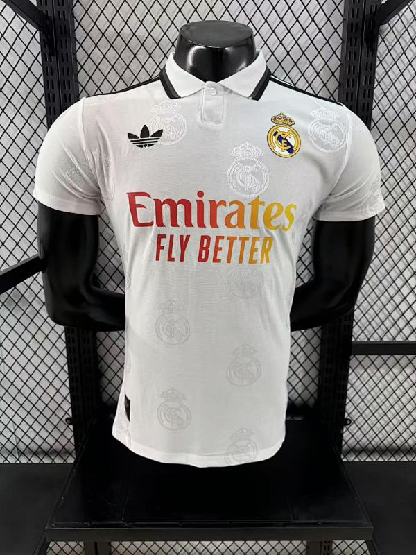 Real Madrid Edición Especial Diseño 7 Versión Jugador (Blanca)
