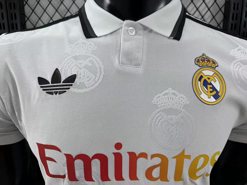 Real Madrid Edición Especial Diseño 7 Versión Jugador (Blanca) 3