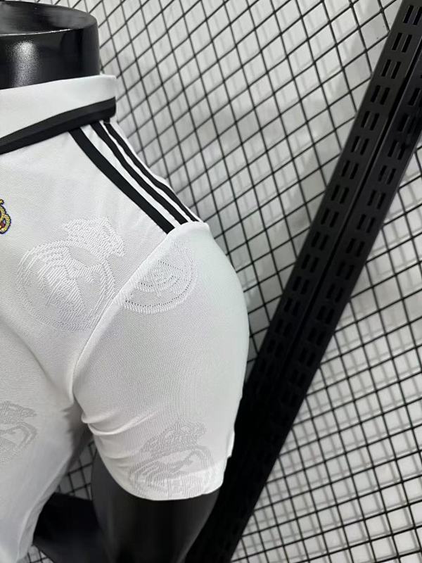 Real Madrid Edición Especial Diseño 7 Versión Jugador (Blanca) 9