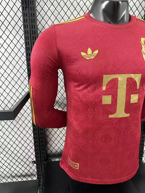 Bayern Munich 125 Aniversario Versión Jugador (Roja, Manga Larga) 6
