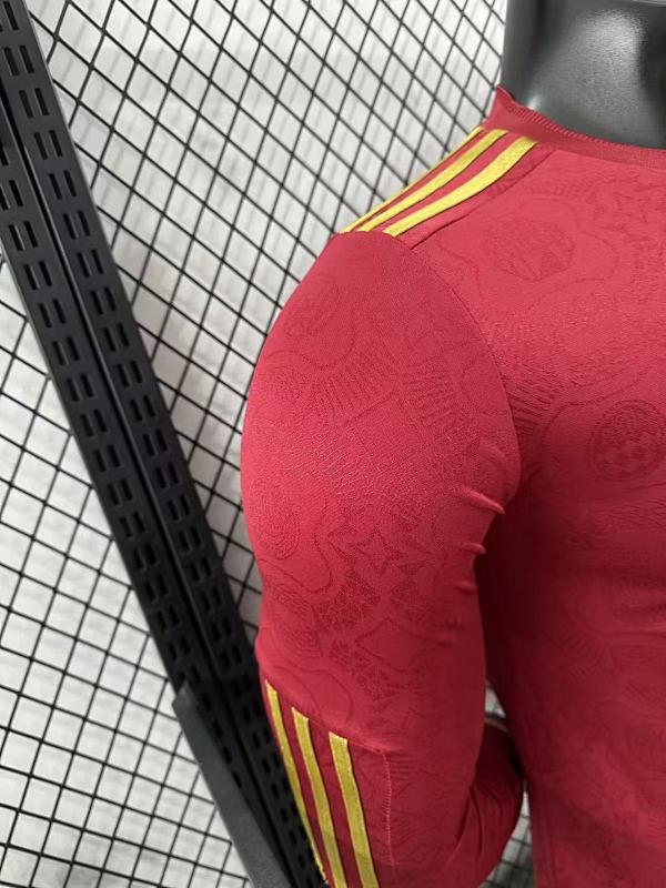 Bayern Munich 125 Aniversario Versión Jugador (Roja, Manga Larga) 8